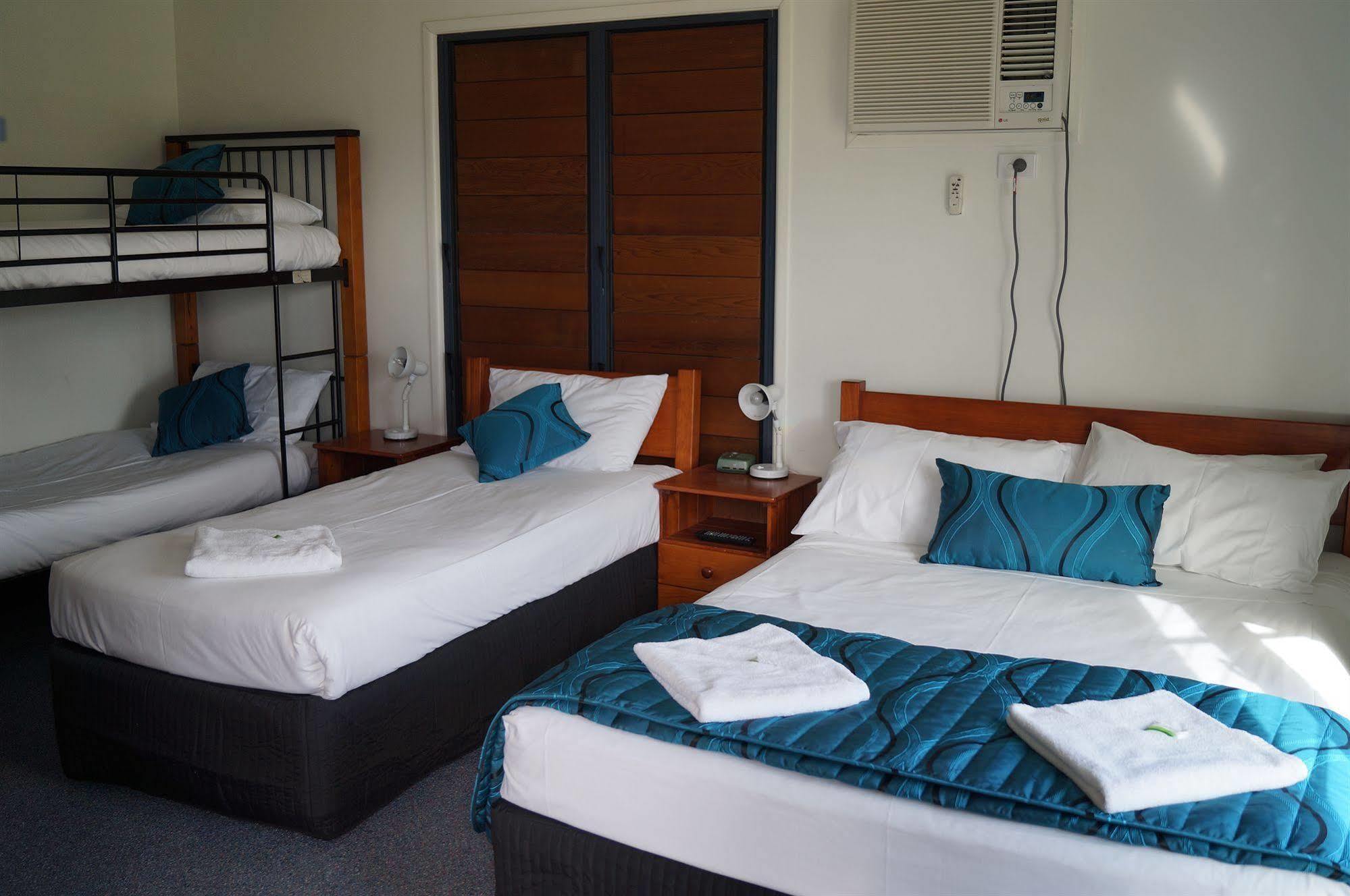 Tin Can Bay'S Sleepy Lagoon Motel Exterior foto
